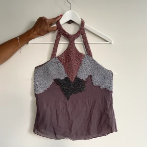 Glitter top - Så fin och unik vintage top! Det är mammas gamla från 90-talet! Mycket sällan använd🦋