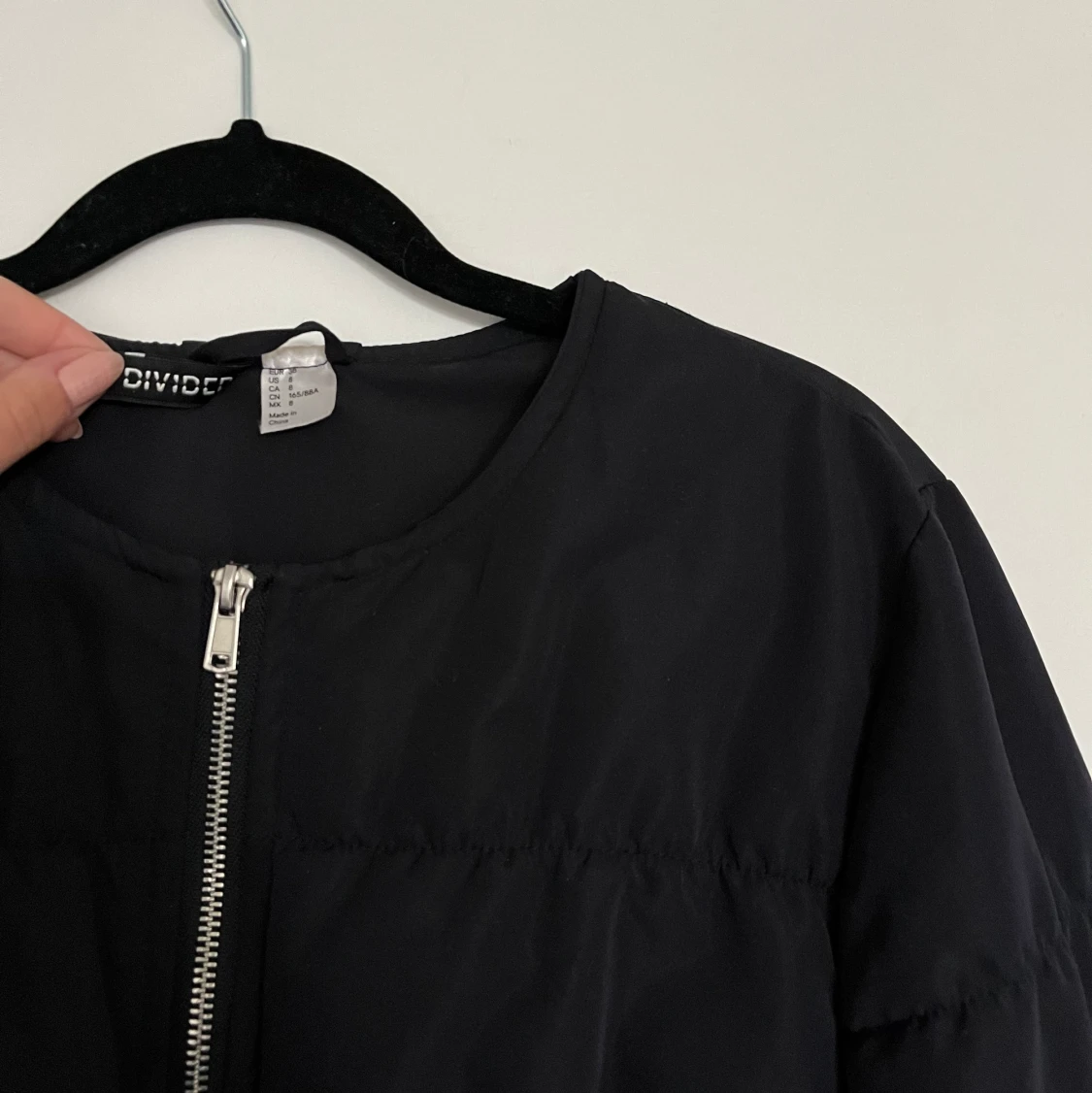 Mörkblå jacka  - 91