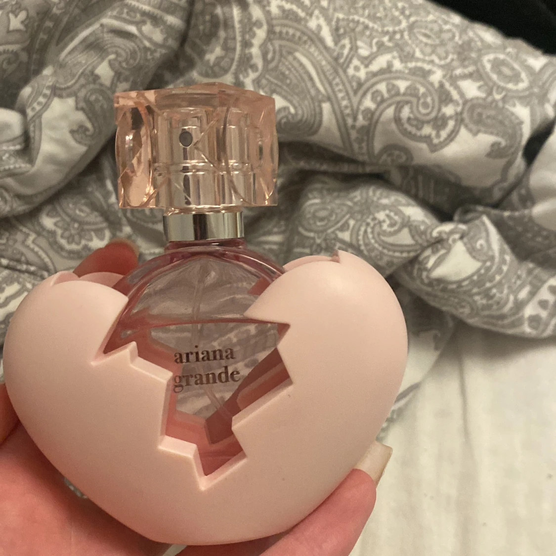 Arians grande parfym