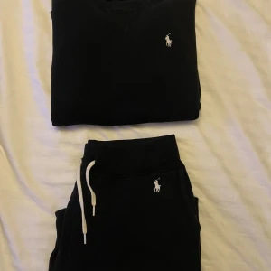 Ralph lauren set - Endast mjukisbyxorna kvar🥰
