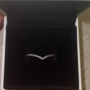 Pandora ring  - Rose ring från Pandora storlek 52