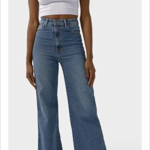 Stradivarius jeans - Nya bootcut jeans från Stradivarius. Säljer dom pågrund utav att dom inte passar. 💗