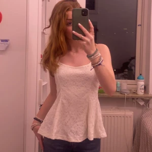 Söt Volangtopp! - SÅLD