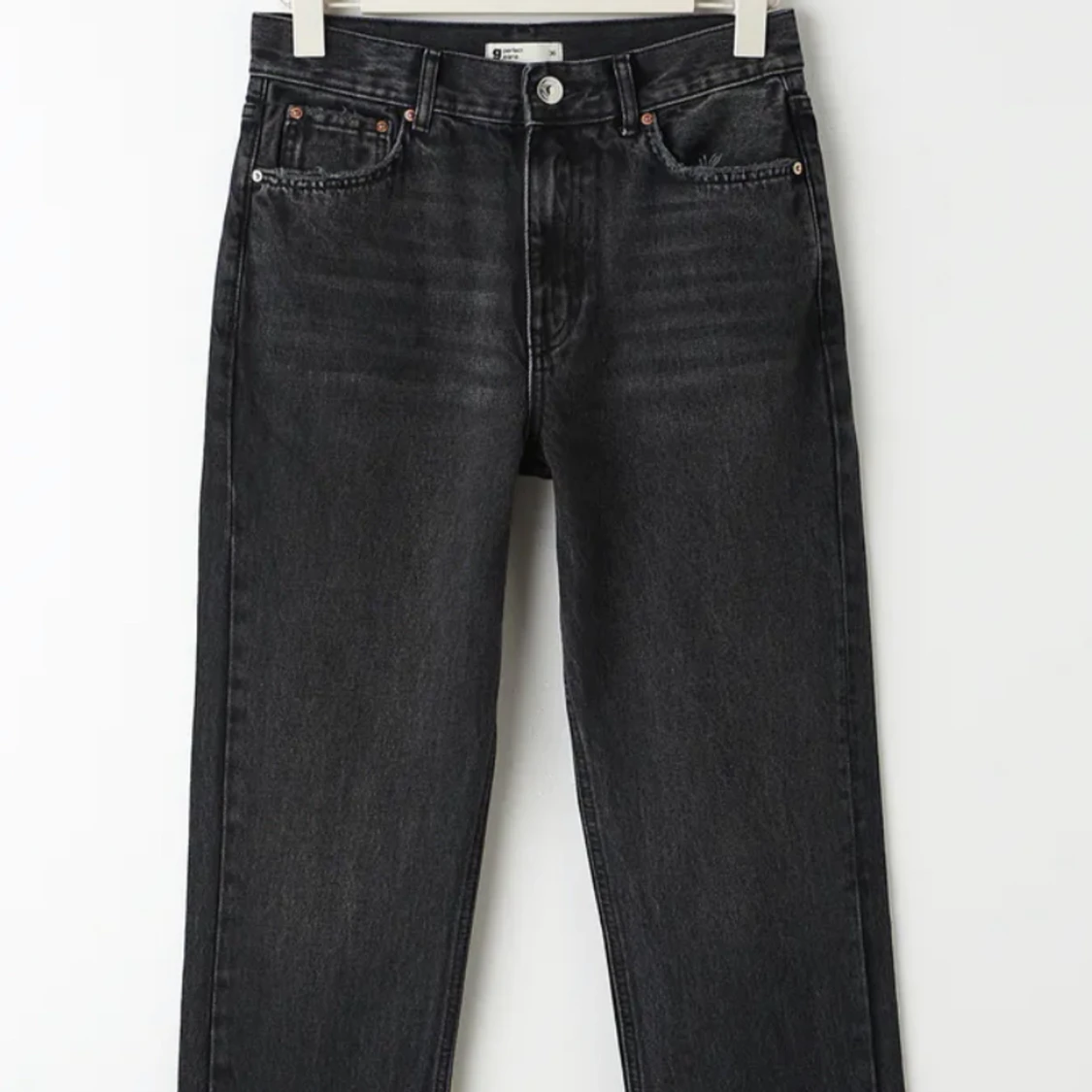 Svarta jeans!