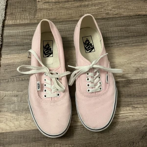 Rosa vans  - Rosa vans andvända Max 10 gånger i fin kvalite 