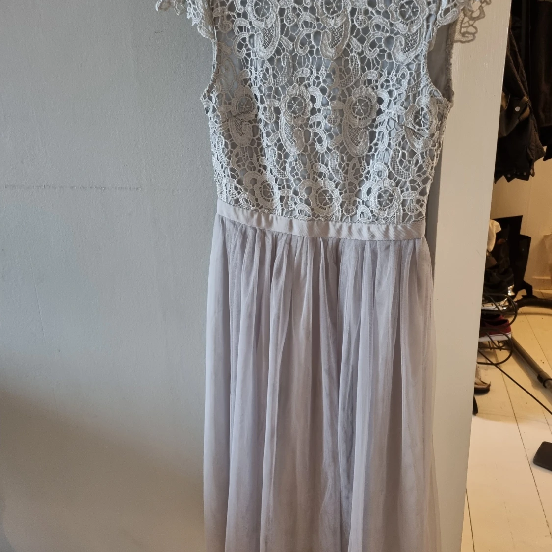 Kläning från Nelly storlek 36 - 90