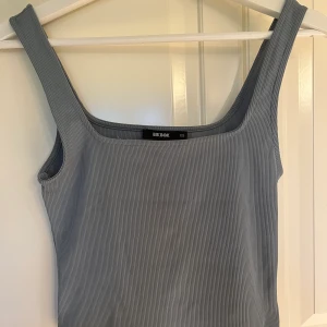 Bikbok topp - Bikbok topp endast använd 1 gång, storlek: XS Pris 50kr + frakt