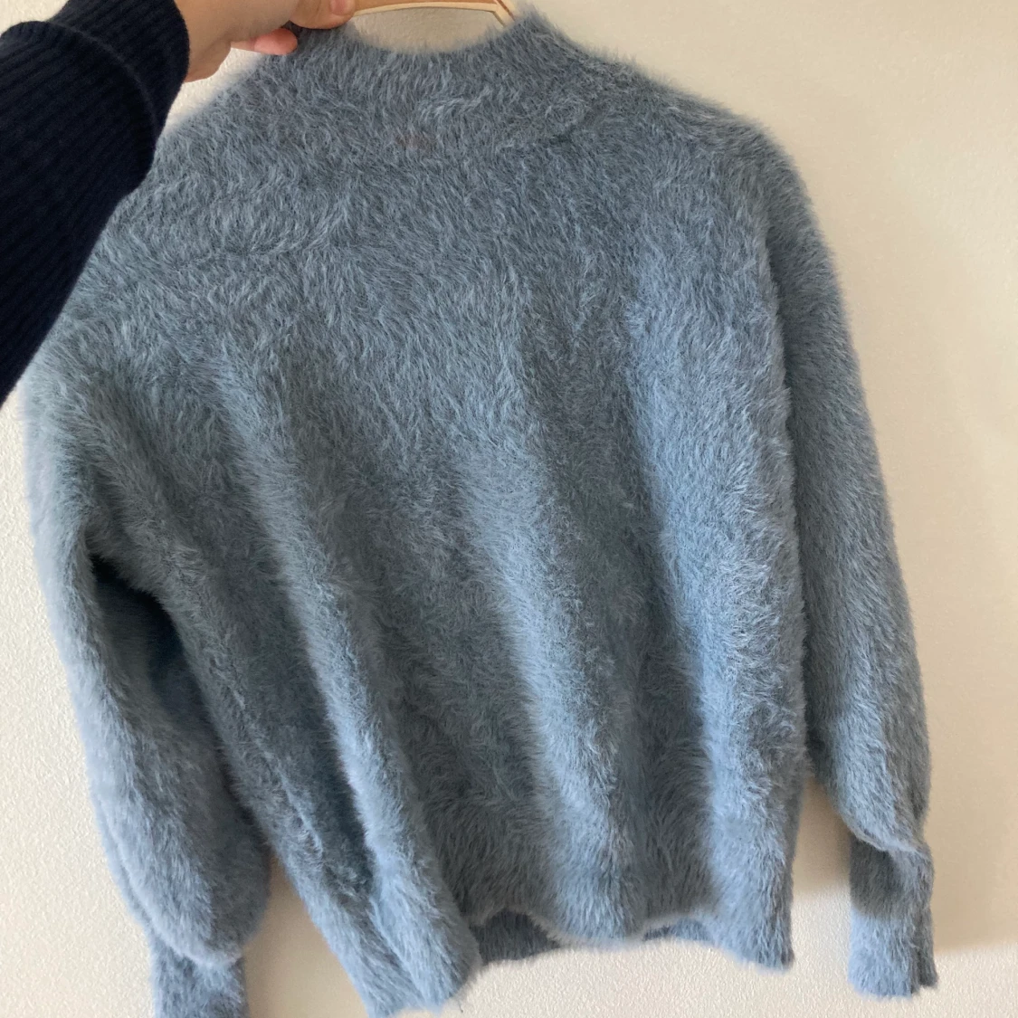 Fluffig tröja designbysi  - 91