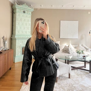 Skinnjacka från NAKD - Jacka från NAKD storlek 34