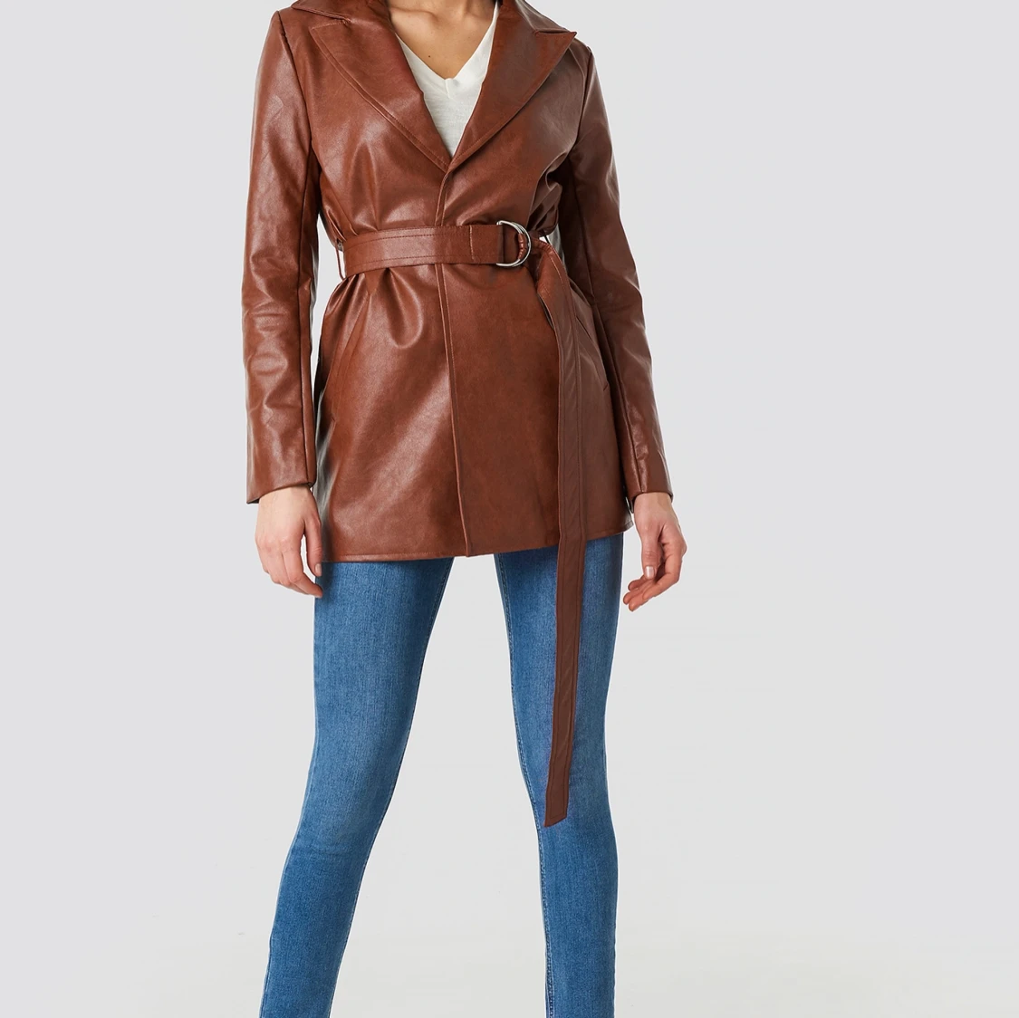 Brun skinnjacka nakd