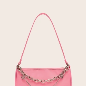 Shein väska - Har en helt ny av denna. Beställde för en månad sedan men fick hem idag och ångrade mig. Köptes för 119kr. 