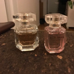 Elie Saab  - Elie Saab - Rose Couture 30ml. Ny med förpackning kvar. Doftar gott men passar inte mig. Fick den i present, provad en gång. Nypris 525kr  Obs, priset gäller endast parfymen till höger om bilden.