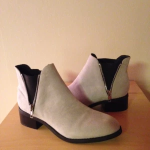  - Oanvända , säljes pga fel storlek 