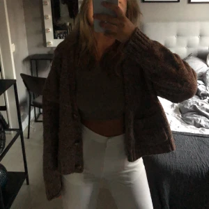 Kofta - Kofta från zara, 150kr plus 79 kr frakt, storleken är L men passar mig som vanligtvis har xs- s