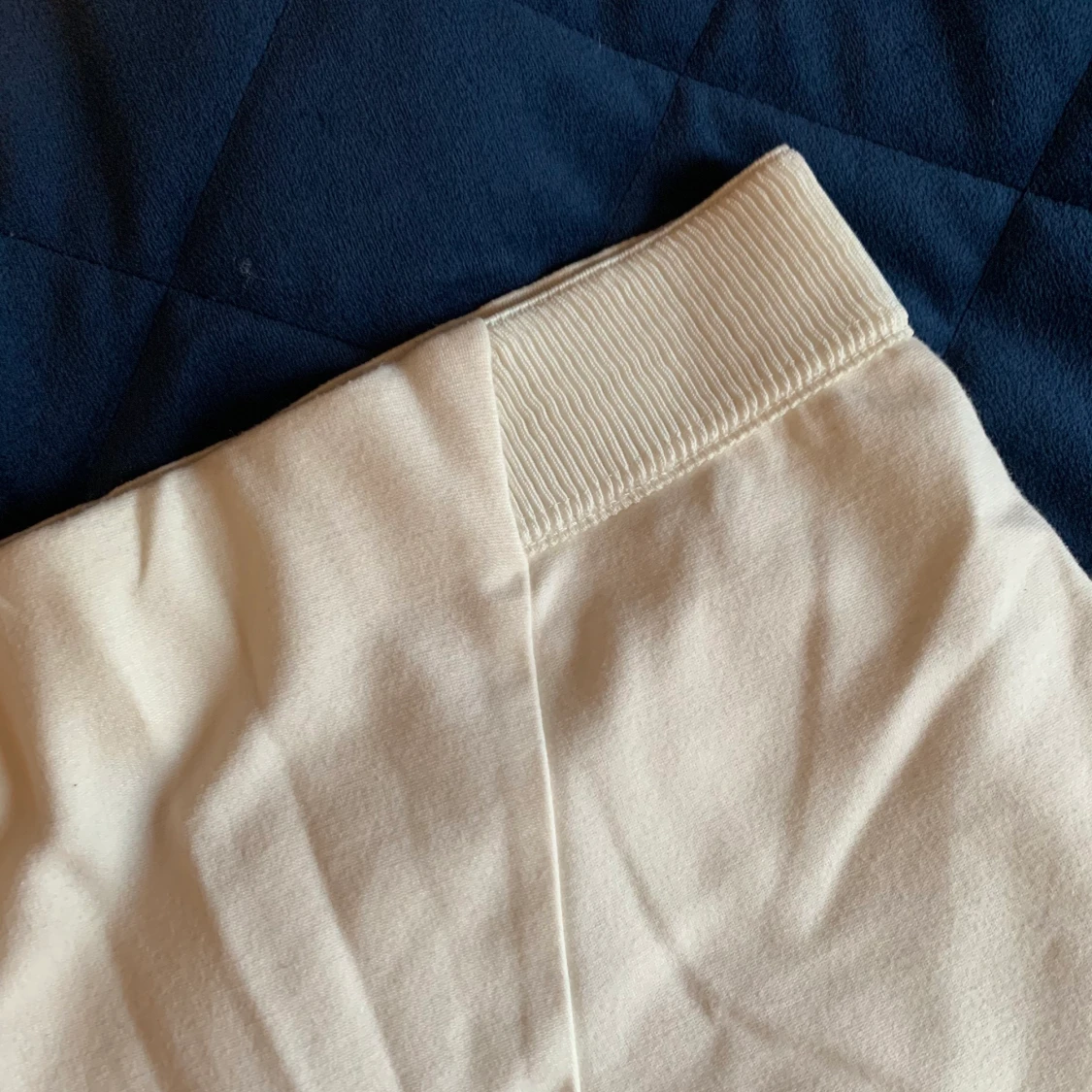 Skitsnygg kjol i strlk M - 91