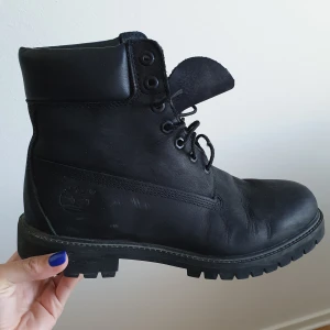 Mens Timberland - Black mens timberlands - worn last winter - size 42 - original price 1999sek
