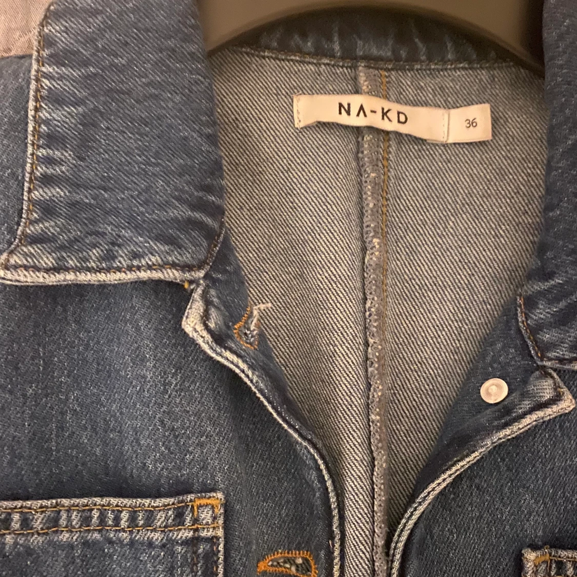 Jeans byxdress från NAKD💕