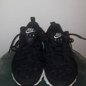 Nike Air - Fräscha Nike Air.  300kr eller högsta bud! 