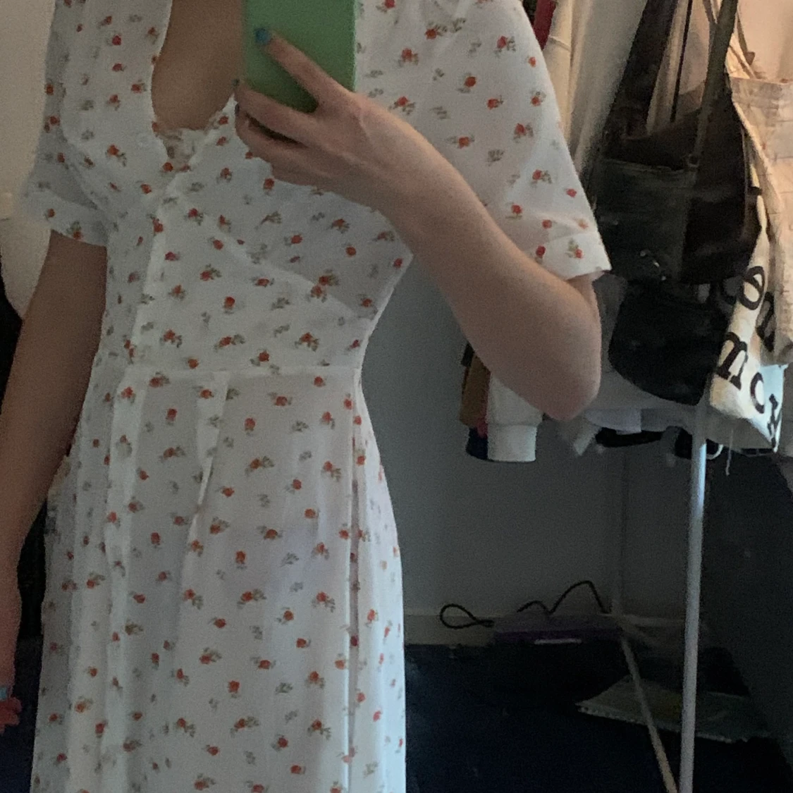 Blommig klänning - 91