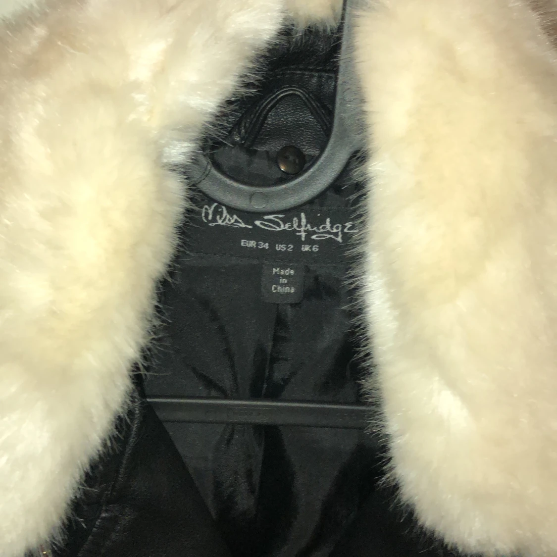 Skinnjacka med päls som går att ta av - 91