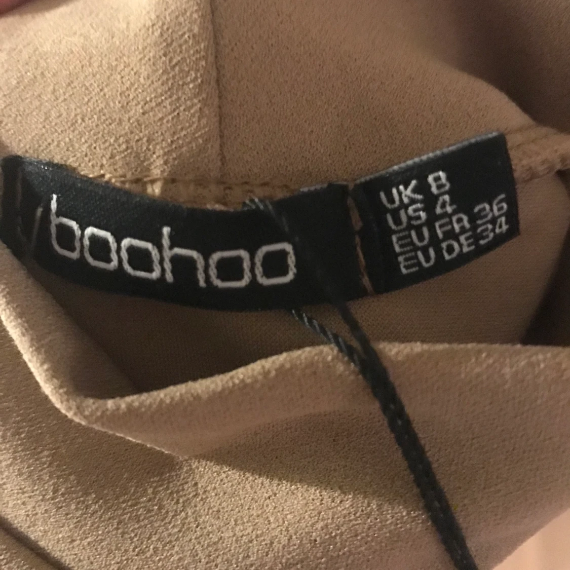 Beige klänning - 90