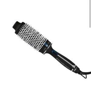 värmeborste  - värmeborste från björn axén, skriv privat vid intresse☺️💕