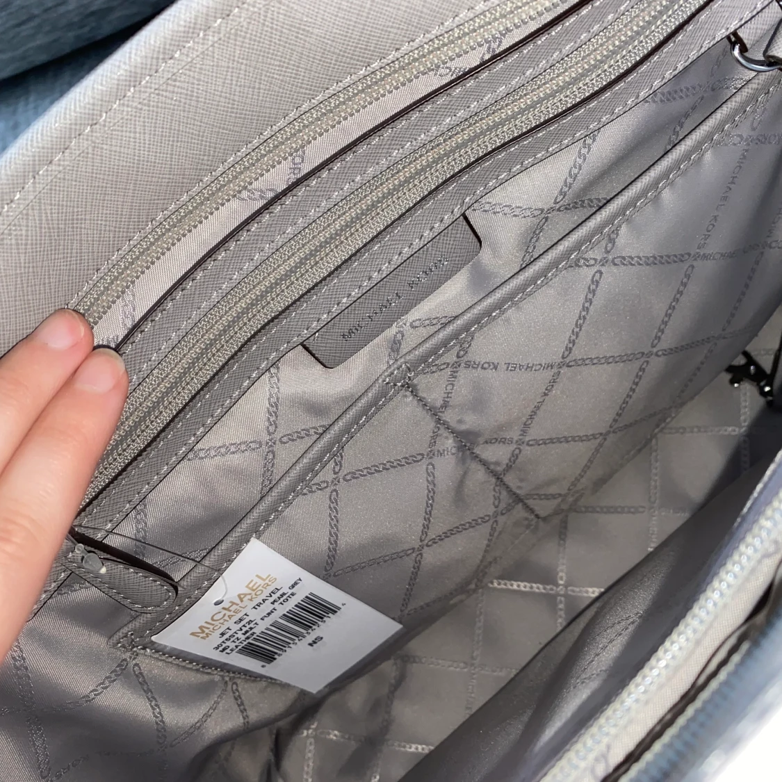 Äkta Michael Kors väska  - 90