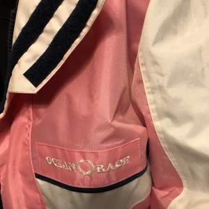 Ocean  race - Storlek s använd ett fåtal ggr. Den finns på flera sidor