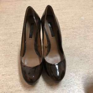  -  🌟 Superfina klackar från Zara. Nyskick. Storlek 37  Kan mötas upp i Helsingborg eller skickas mot en fraktkostnad 📮  