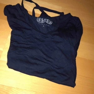  - Jätteskön tröja ifrån Dubai 🌸