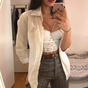  - Helt underbar Gant skjorta som passar perfekt till sommaren, i princip den perfekta oversized skjortan🧡⭐️ frakt tillkommer 