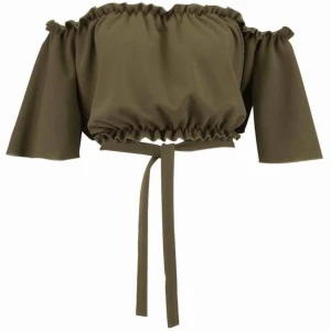  - Oanvänd crop topp från New look i storlek 36.