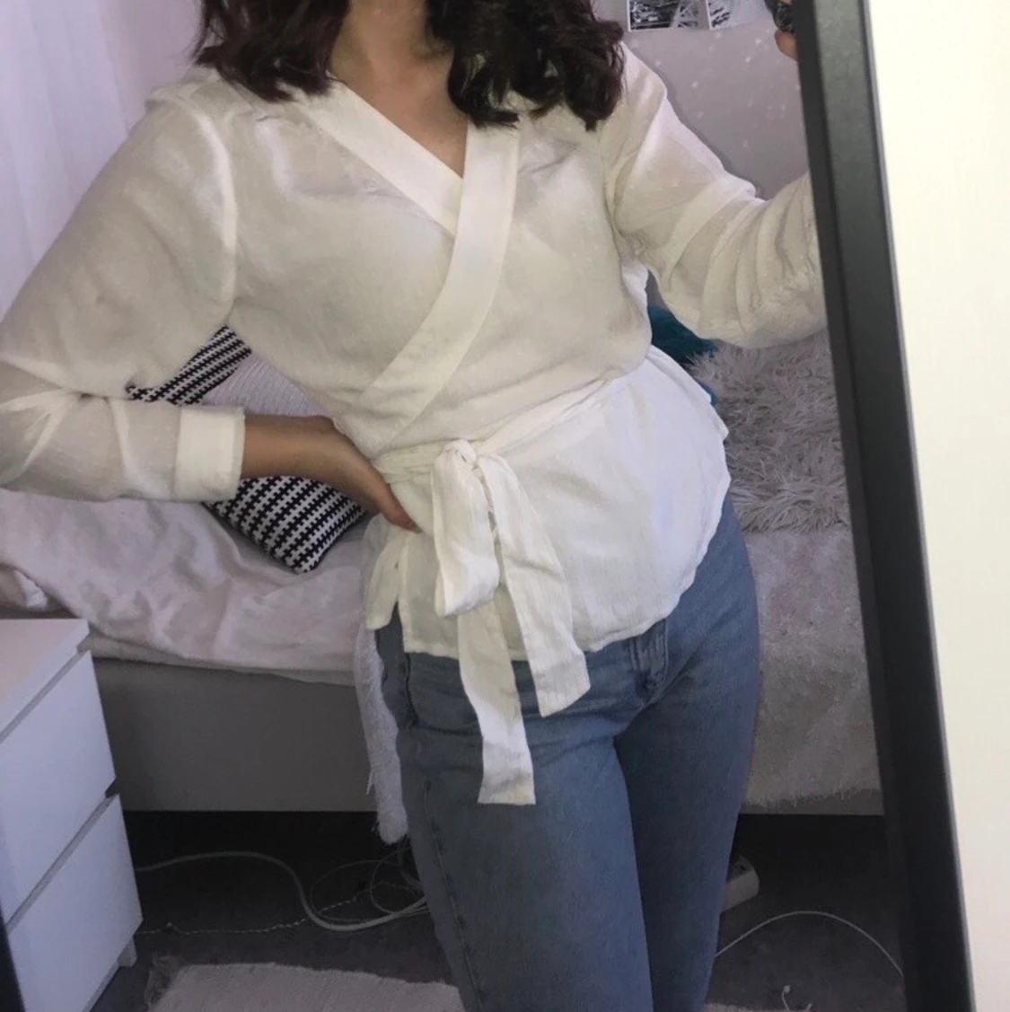 Knytblus från Monki