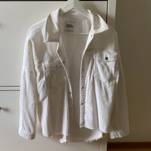 Zara jacka - En fin Manchester jacka från zara!