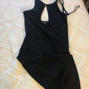 Sommarklänning - Sommarklänning från bikbok.