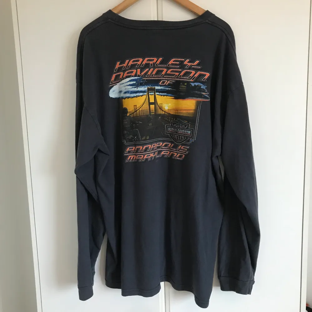 Vintage Harley Davidsson.   Långärmad t-shirt.  Storlek XL.  100% bomull. Frakt 55:-. Tröjor & Koftor.