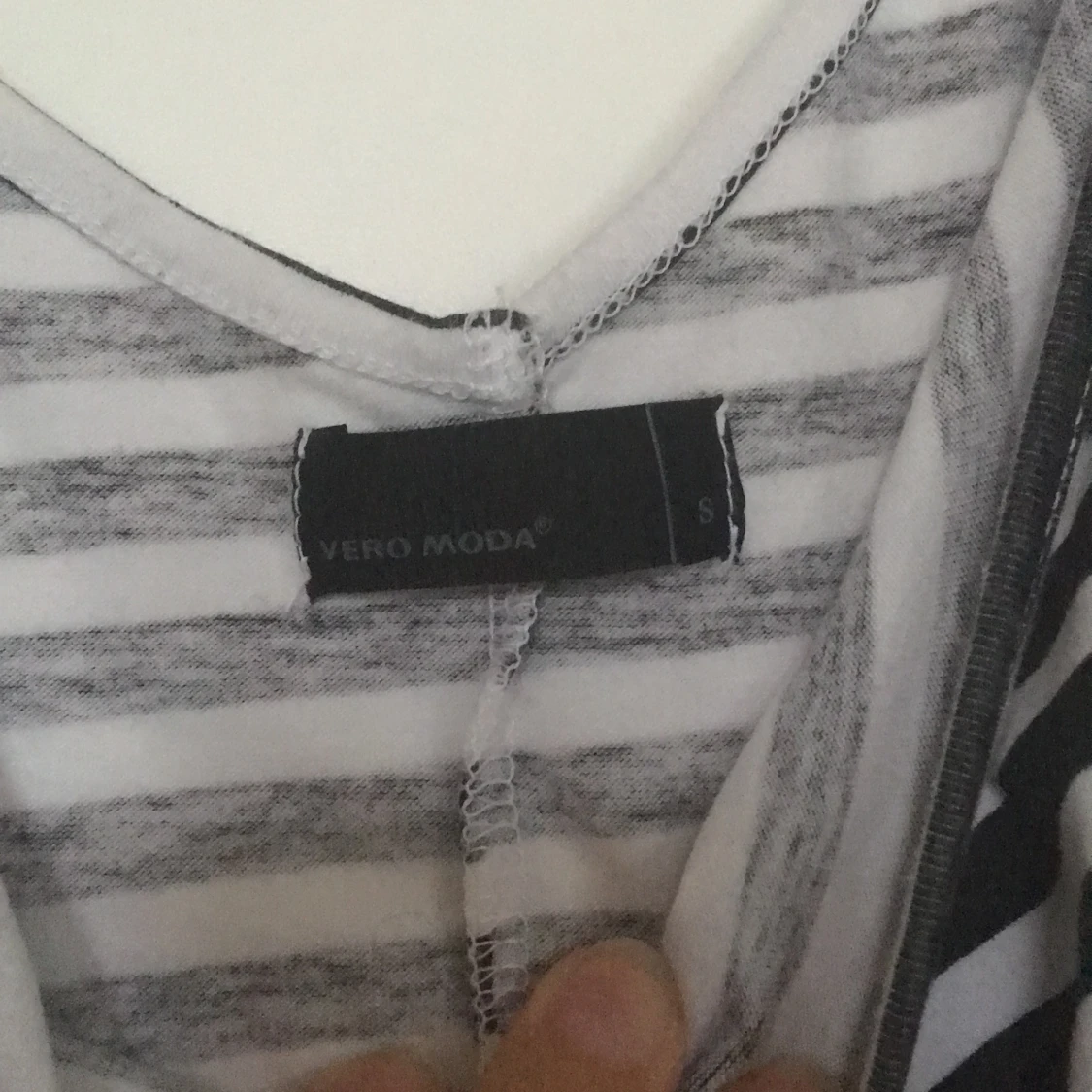 Randig klänning stl s - 91