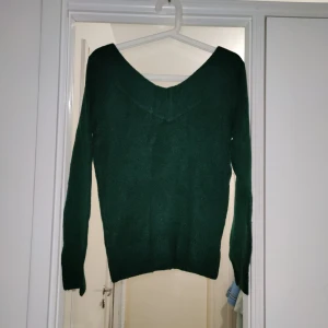  - Grön tröja oanvänd 