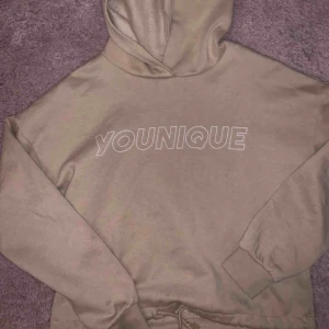  - 60kr + frakt, man kan även spänna åt i midjan 