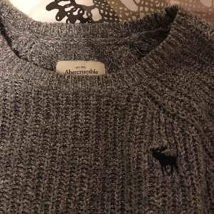 Grey Knitted sweater 