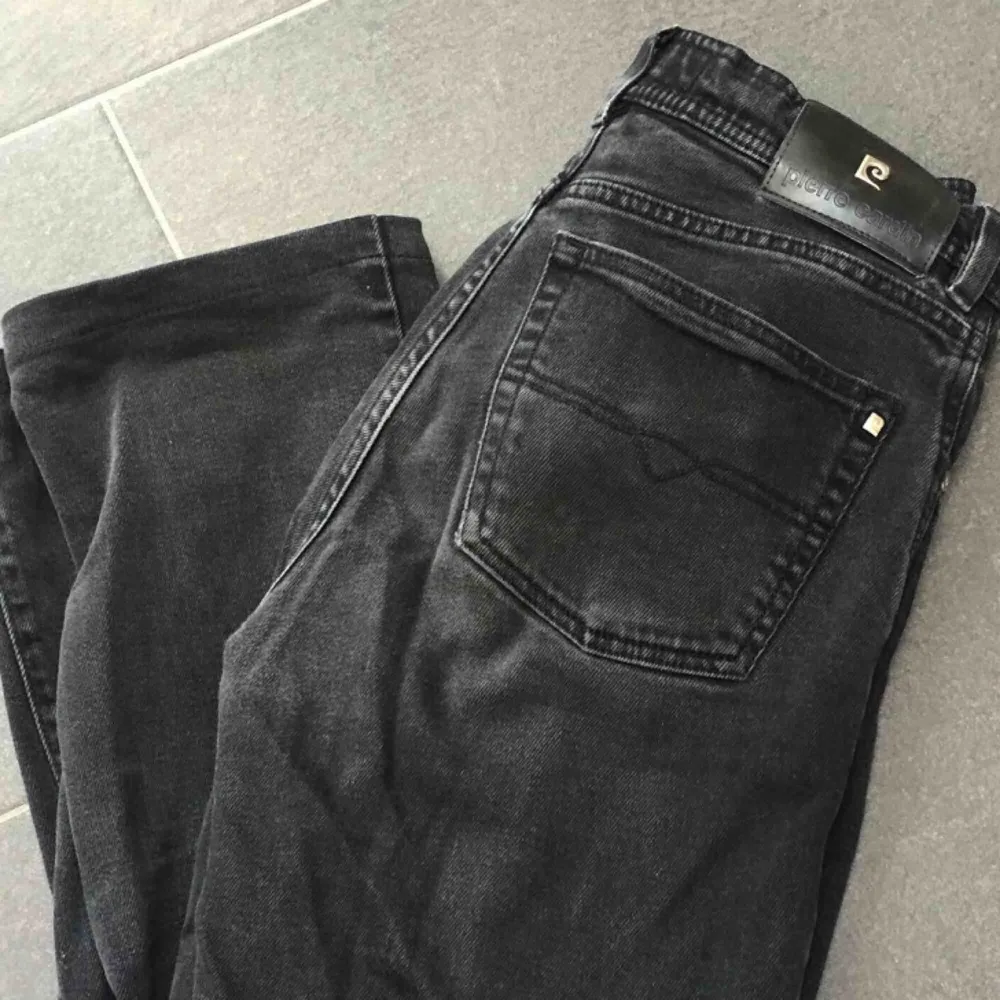 Supersnygga jeans, pierre cardin! Pris kan diskuteras!. Jeans & Byxor.