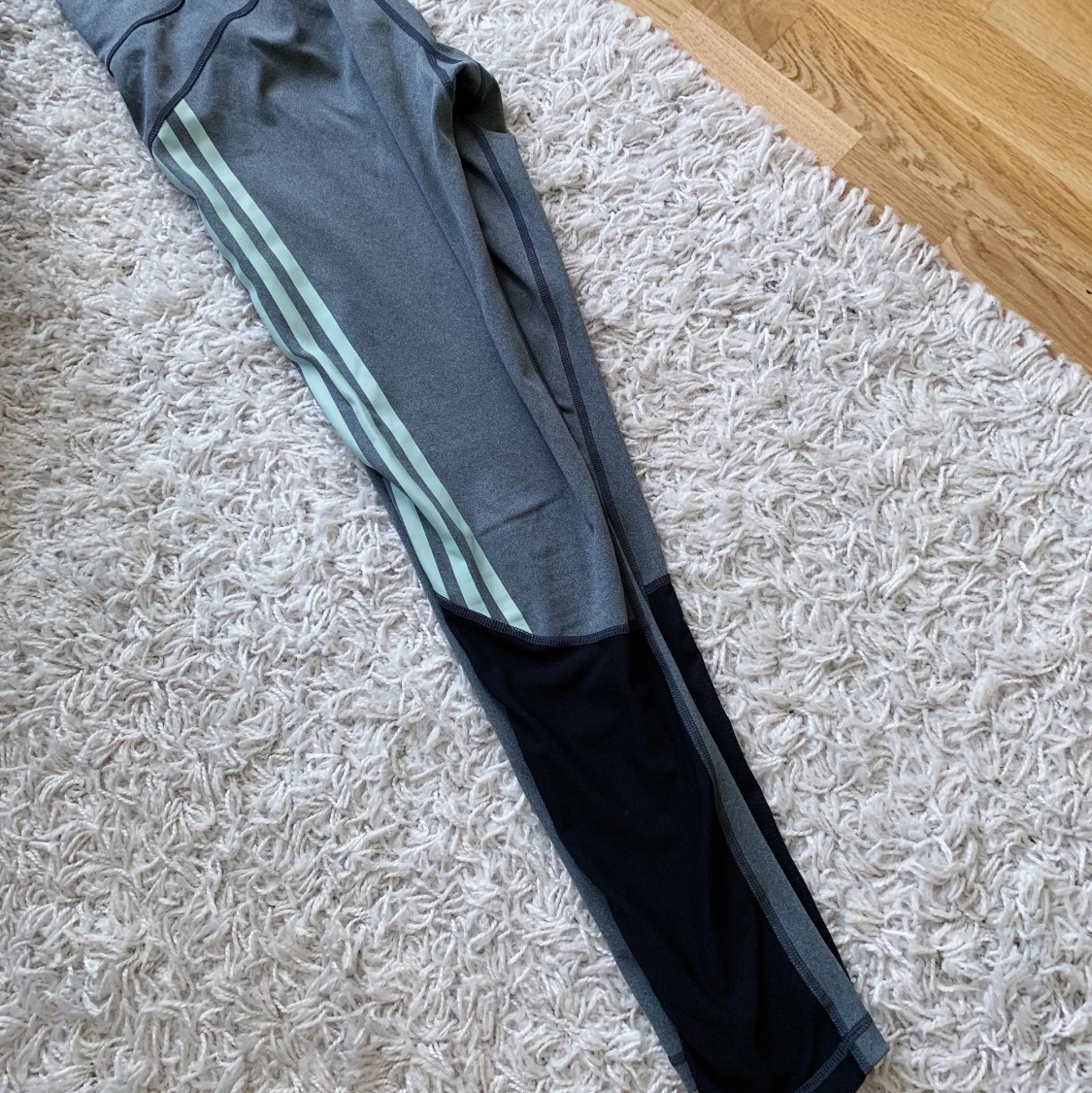 Adidas träningstights - 90