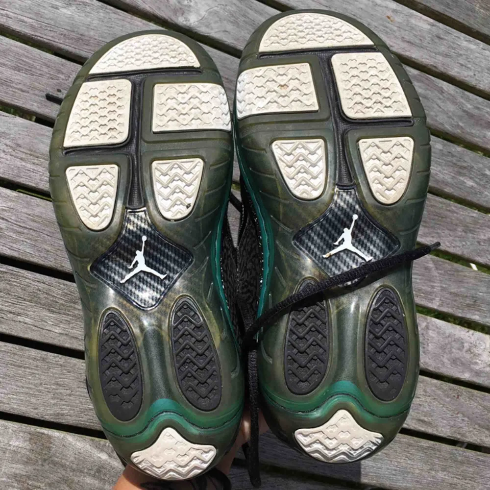 Säljer mina Jordan Element – Quai 54 – Ruff N Tuff limited edition skor. Super bra skick, knappt använda. Kom ut 2009 i en ganska liten upplaga. Storlek 40,5. Självklart äkta, därav priset.. Skor.
