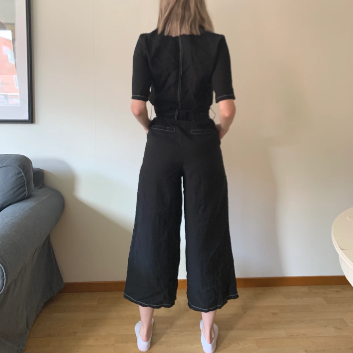 Svart byxdress från object - 90