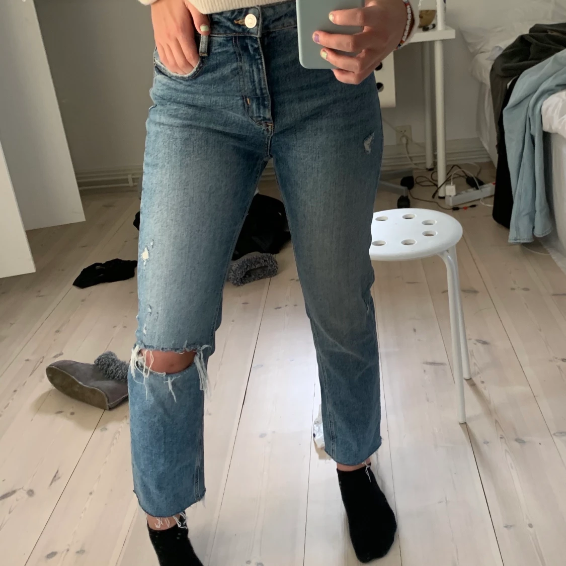 Zara jeans med hål - 90