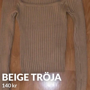 Tröja från NAKD - Beige tröja från NAKD, ganska tjockt material. Använd 1 gång. Mitt pris: 140kr + frakt 