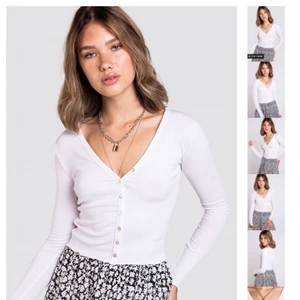 Långärmad tröja från Madlady - Säljer en långärmad tröja från Madlady