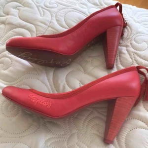  - Skor hämta i Majorna eller skickar för 58kr