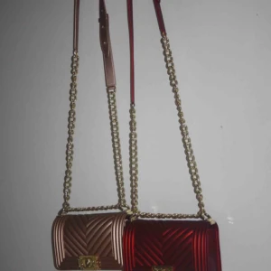  - 1 för 350kr eller båda för 500kr