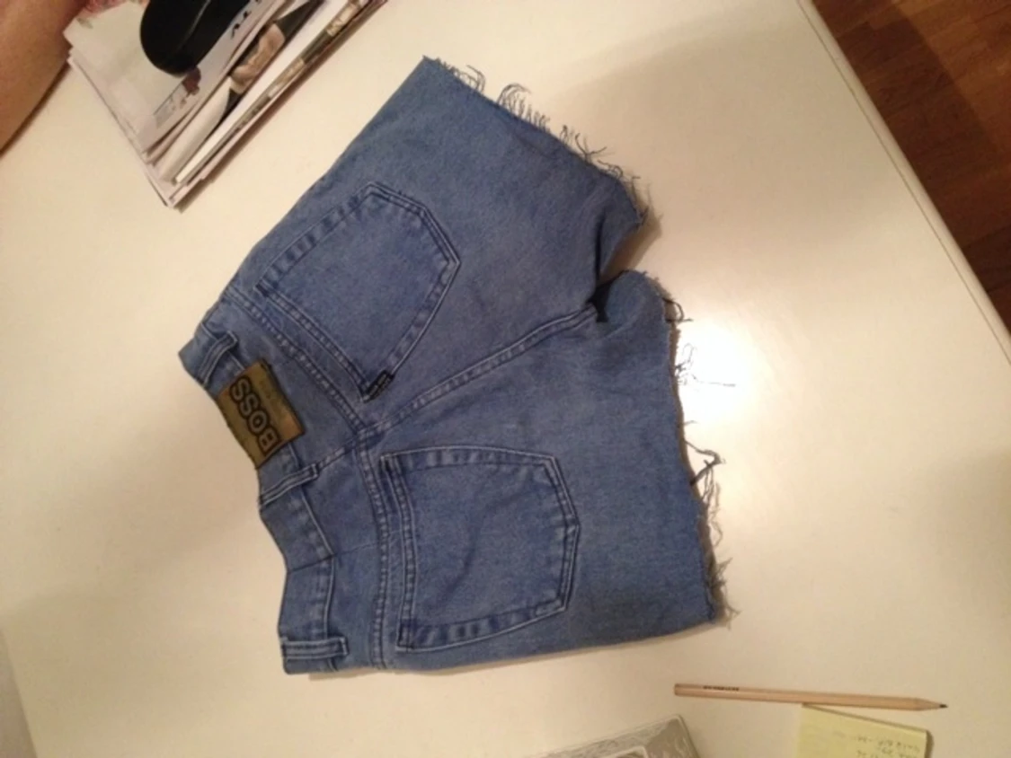 Jeansshorts från Hugo Boss 